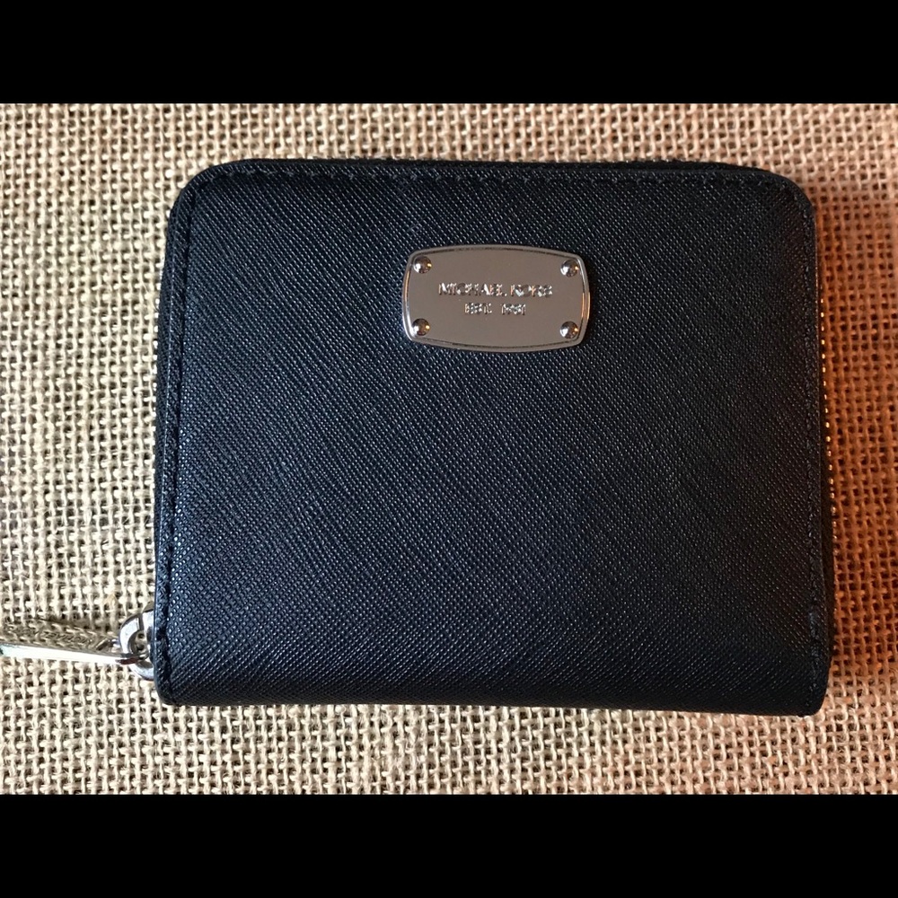 Michael Kors Jet Set  ZA Bifold Signature MK Black